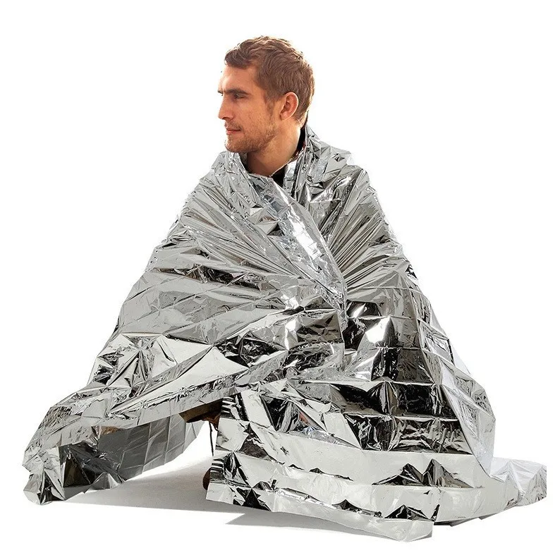 4 Pezzi Coperta Termica di Eme - Emergency Mylar Blanket recensione e prezzo